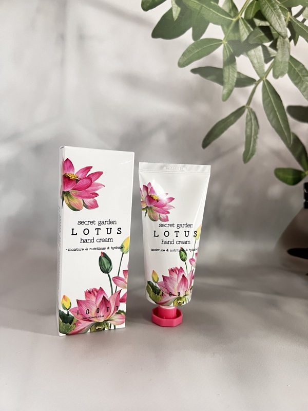 Крем для рук із екстрактом лотоса Jigott Secret Garden Lotus hand cream 100ml