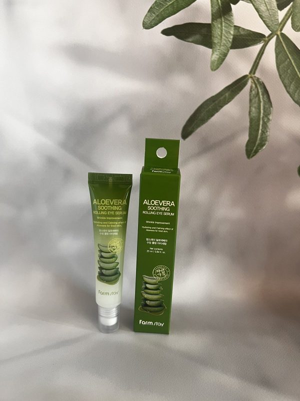 Сироватка ролер для шкіри навколо очей з екстрактом алоє Farmstay Aloe vera soothing rolling eye