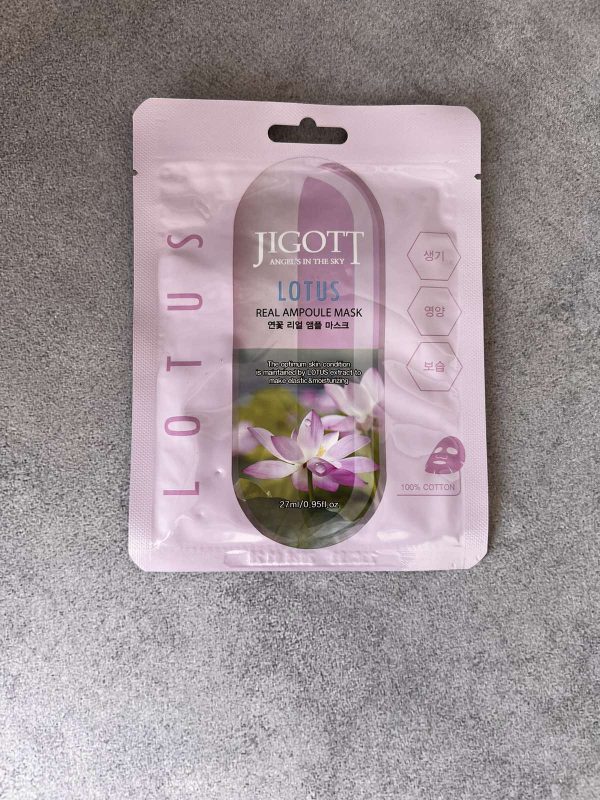 Зволожуюча ампульна маска для обличчя з екстрактом лотоса Jigott Lotus Real Ampoule Mask 27ml