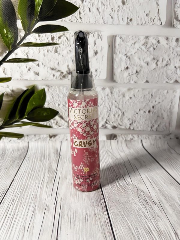 Двофазний парфумований спрей-кондиціонер для волосся Victoria`s Secret Crush Brand Collection 150мл
