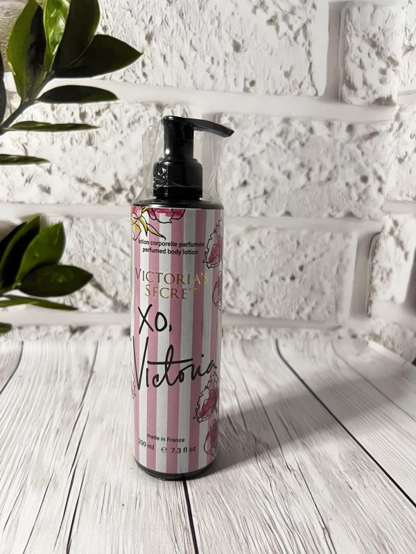 Парфумований лосьйон для тіла Victoria`s Secret XO Victoria Brand Collection 200 мл
