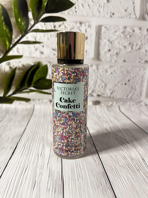 Парфумований спрей для тіла Victoria`s Secret Cake Confetti 250 мл
