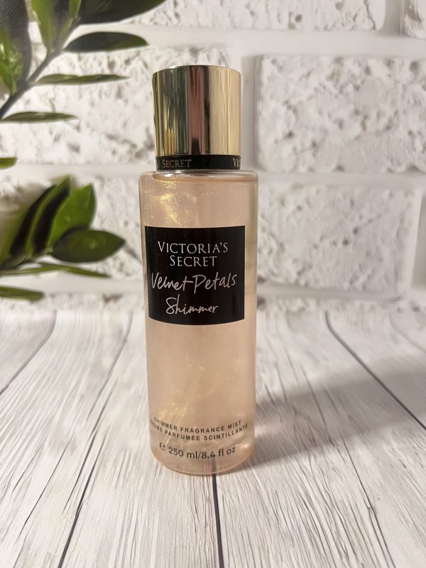 Парфумований спрей для тіла Victoria`s Secret Velvet Petals Shimmer 250 мл