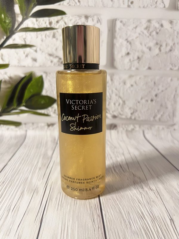 Парфумований спрей для тіла Victoria`s Secret Coconut Passion Shimmer 250 мл
