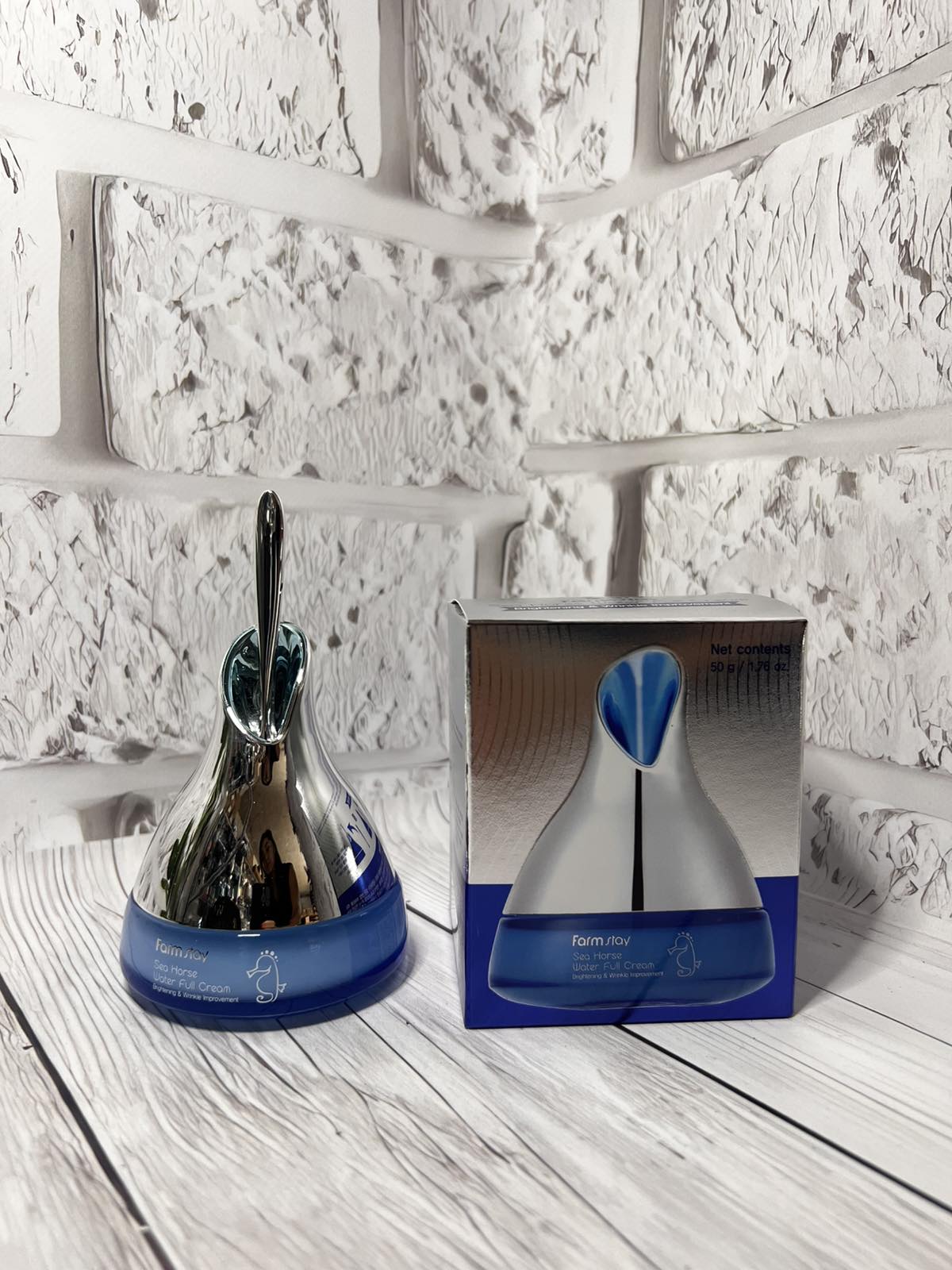 Крем для обличчя Farmstay Sea Horse Water Full Cream антивіковий зволожуючий з екстрактом морського коника 50г